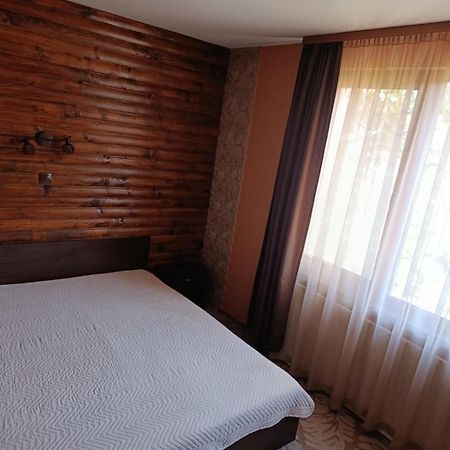 Guest House Diva Reka Beli Iskar Exteriör bild